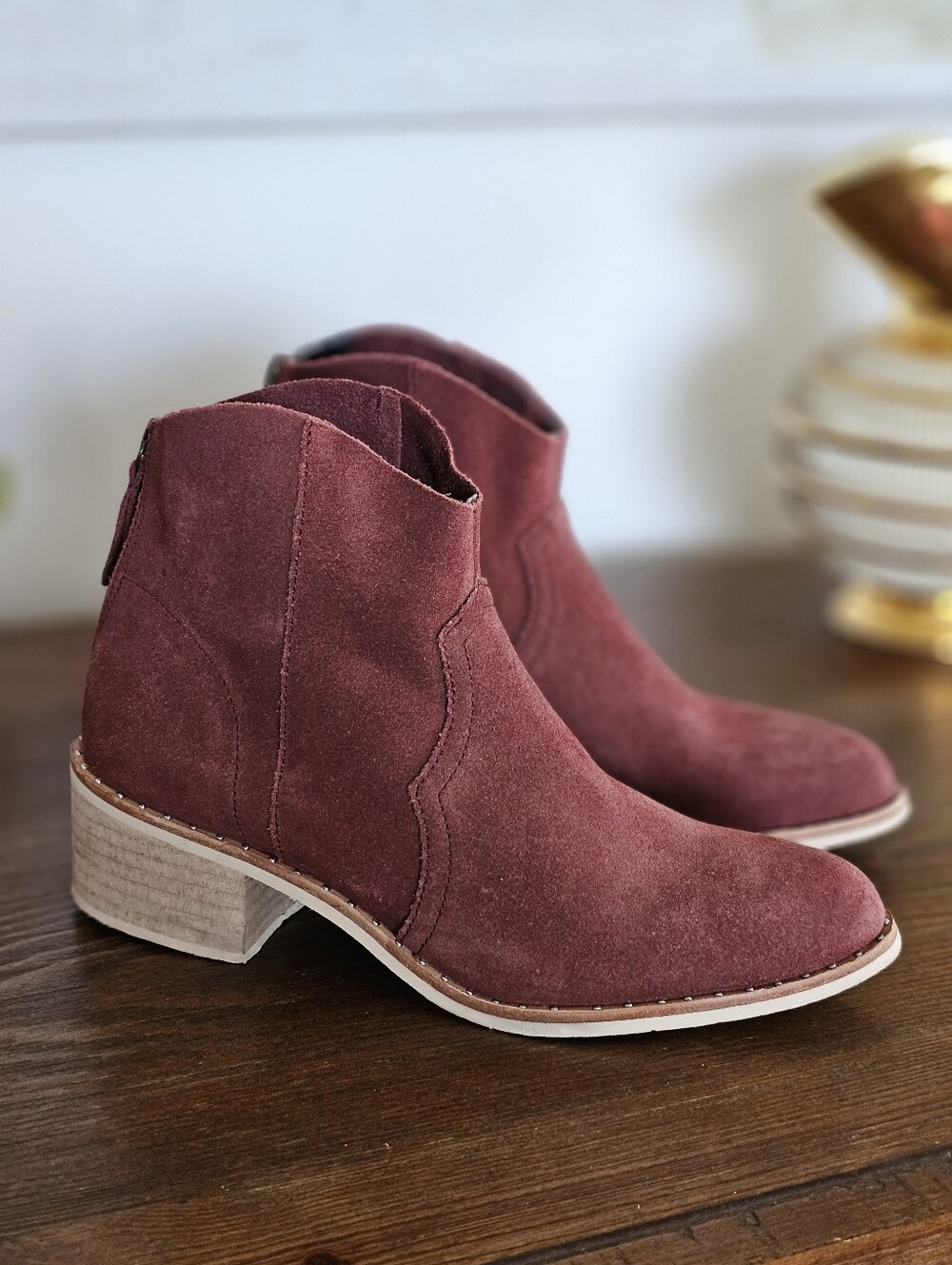 Crevo Clara Brick Red Suede Leather Western Ankle Boots Women’s Size 6.5